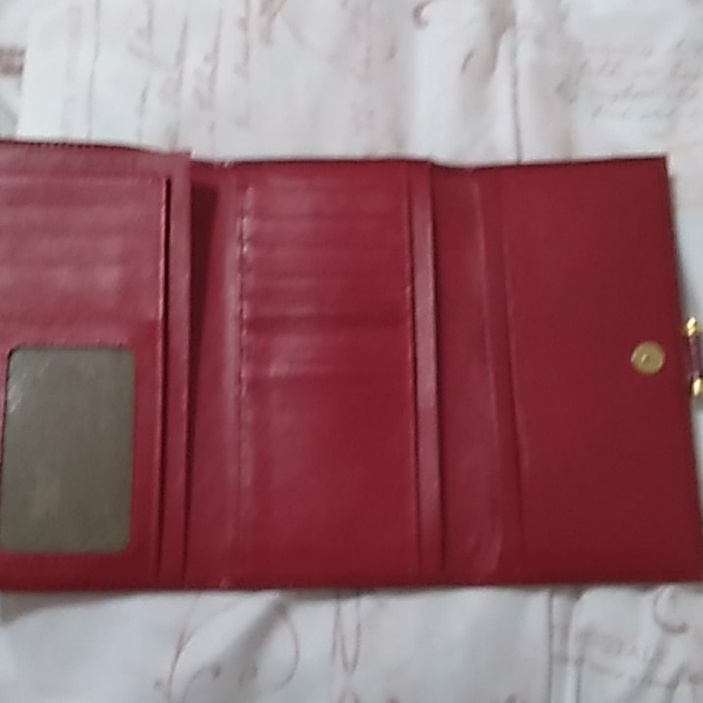 Purse - Picture 2 of 3